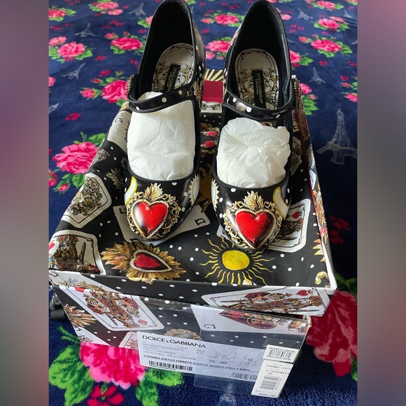 Dolce & Gabbana Mary Jane Heels - Picture 4 of 11